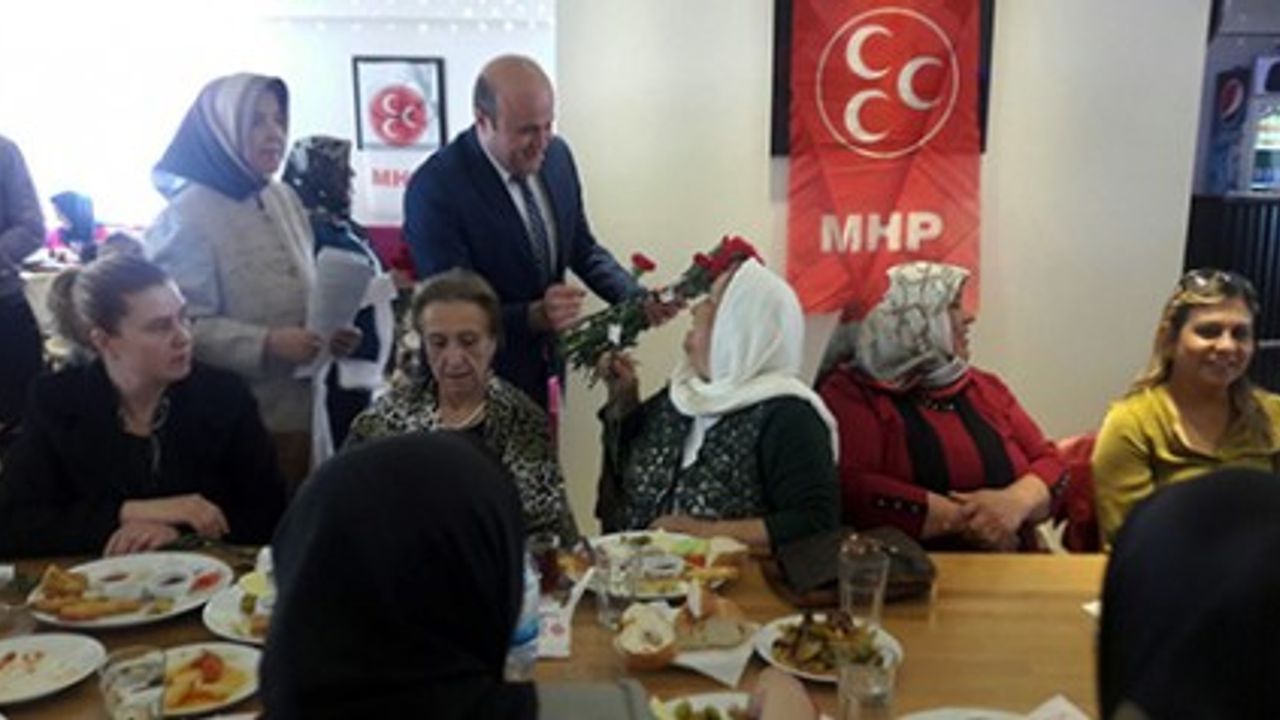 MHP Onikişubat'tan 8 Mart Etkinliği