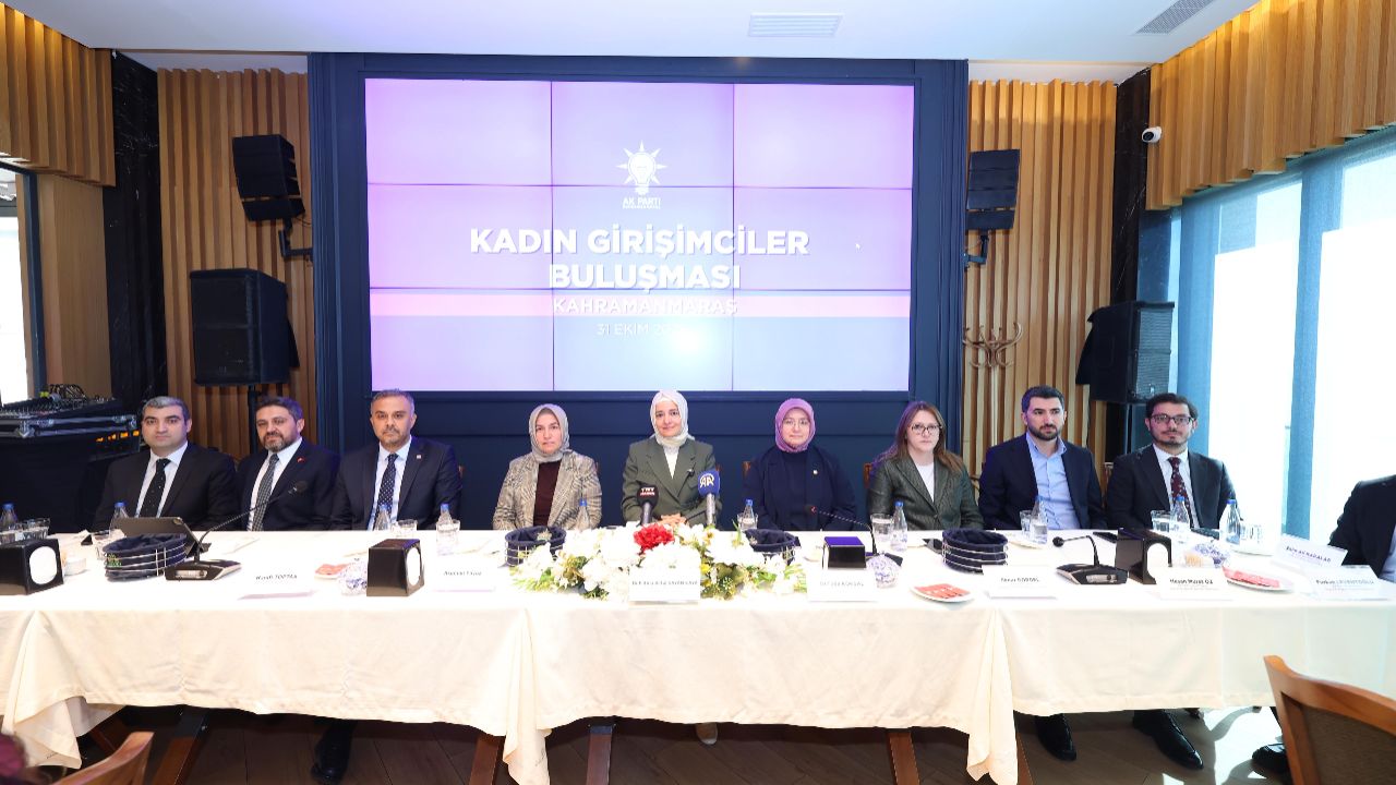 Başkan Toptaş’ın Kadın Emeği Çarşısı Projesine Tam Not