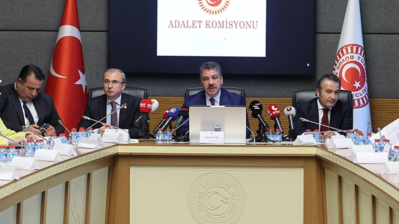 12. Yargı Paketi İçin Meclis'te Mesai Başladı... 12. Yargı Paketi Adalet Komisyonu'nda