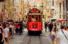 Türkiye'ye Göç Edenlerin Sayısı 393 Bin 829'a Yükseldi