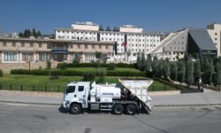 Dulkadiroğlu’na Yeni Sathi Kaplama Aracıyla Yol Seferberliği