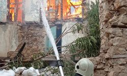 Kahramanmaraş’ta Metruk Binada Korkutan Yangın