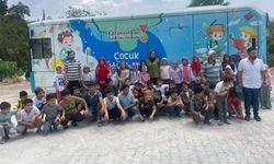 Mobil Çocuk Kütüphanesi ile Kırsaldaki Çocuklar Yaz Tatiline Renk Kattı