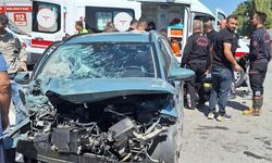 Kahramanmaraş’ta Otomobil Tırla Çarpıştı, Yaralılar Hastaneye Kaldırıldı