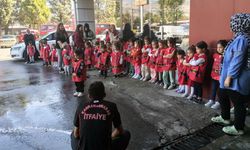 Minik Öğrenciler Kahramanmaraş İtfaiyesi’nde Mesleği Denedi