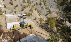 Onikişubat’ın Kırsalında Hummalı Yol Çalışması