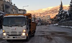 Büyükşehir, Buzlanmanın Önüne Geçmek İçin Durmaksızın Sahada