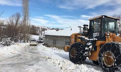 Büyükşehir, Kırsalda Karla Mücadelesini Kesintisiz Sürdürüyor
