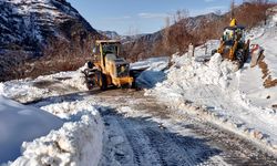 Onikişubat Belediyesi’nden Kırsalda 7/24 Karla Mücadele Seferberliği