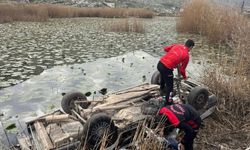 Kahramanmaraş’ta Otomobil Su Birikintisine Düştü: 78 Yaşındaki Sürücü Hayatını Kaybetti