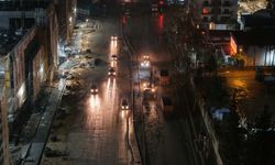 Azerbaycan Bulvarı’nda Yol Konforunun Artırılması İçin Büyükşehir Gece Gündüz Sahada