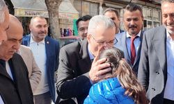 Yeniden Refah Partisi Genel Başkan Yardımcısı Osmanağaoğlu Kahramanmaraş’ta Esnaf ve Vatandaşlarla Buluştu