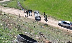 Kahramanmaraş Kayseri Yolunda Otomobil Uçuruma Yuvarlandı