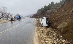 Kahramanmaraş’ta Otomobil Devrildi 3 Kişi Yaralandı