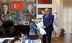 Dulkadiroğlu Belediyesi'nde Başkanlık Makamı Ecrin Nisanur Aşgan’a Emanet