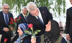 Bayram Coşkusu Şehrin Ulu Çınarlarıyla Paylaşıldı