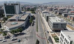 Sürücülerin Dikkatine! Azerbaycan Bulvarı’nda Altyapı Çalışması Başladı