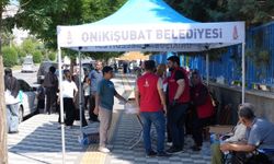 Onikişubat Belediyesi, LGS’ye Giren Öğrencilerin ve Ailelerinin Sınav Heyecanına Ortak Oldu