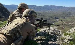 Son Bir Haftada 4 PKK'lı Terörist Teslim Oldu, Hudutlarda 298 Kişi Yakalandı