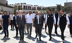 Vali Ünlüer ve Başkan Görgel, Trabzon Caddesi ile Demirciler Çarşısı’nda İncelemelerde Bulundu
