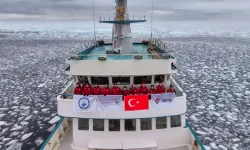 TÜBİTAK'ın 6. Arktik Bilim Seferi Sürüyor... Kuzey Kutbu'nda İklim Değişikliği Araştırılıyor
