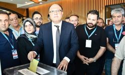 Sağlık-Sen Kahramanmaraş'ta Güven Tazeledi: Bünyamin Mutlu Demirci Yeniden Şube Başkanı Seçildi