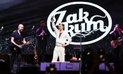 Geleneksel Ağustos Fuarı'nda Sahne Zakkum'un