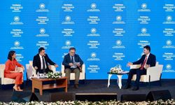 Bakan Kurum, Kahramanmaraş’ta Dirençli Şehirler Zirvesi’ne Katıldı