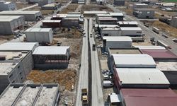 Büyükşehir, Yeni Sanayi Sitesi’nde Asfalt Mesaisi Sürüyor