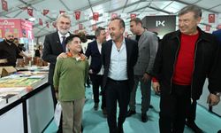 Futbol Efsaneleri Kitap Fuarı’nda Kahramanmaraşlılarla Buluştu