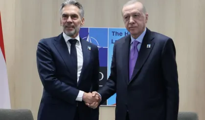 Cumhurbaşkanı Erdoğan'dan Yoğun Diplomasi... Putin ve Schoof ile Görüştü