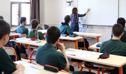Öğretmenlerin Yer Değiştirme Takvimleri Belli Oldu