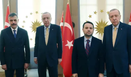 Cumhurbaşkanı Erdoğan, İçişleri ve Adalet Bakanlarını Çankaya'da Kabul Etti