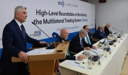 Bakan Bolat Brüksel'de Yuvarlak Masada Konuştu