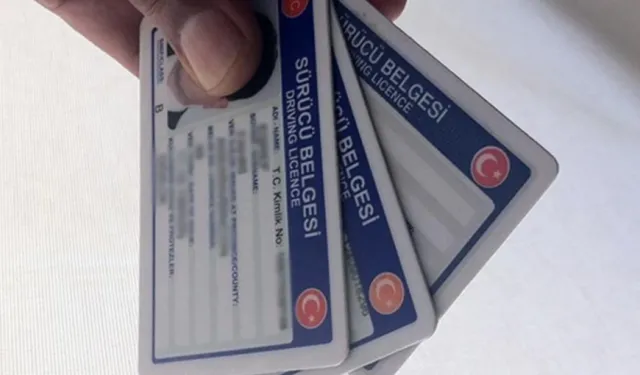 Eski Tip Ehliyetler için Son Tarih 31 Temmuz... Yenilemeyenler 7 bin 423 TL Ceza Ödeyecek!