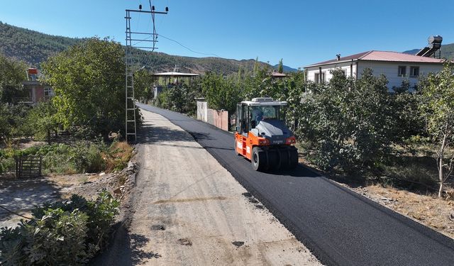 Avşarlı Mahallesi’nin Ana Yolu Genişletildi ve Yenilendi