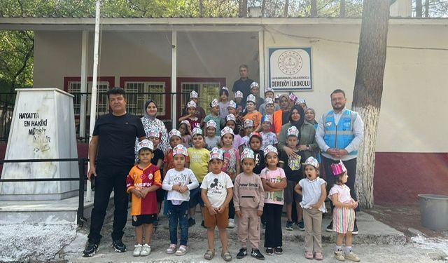 AK Parti Dulkadiroğlu Kadın ve Gençlik Kollarından Miniklere Tatlı Sürpriz