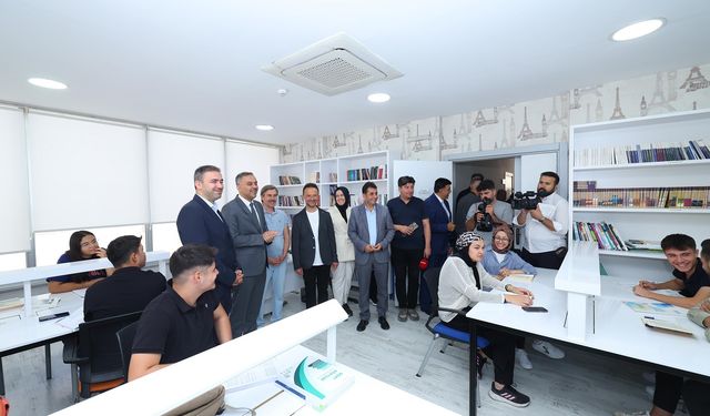 Başkan Toptaş, Üniversite Hazırlık Kursları’nda Yeni Dönemi Başlattı