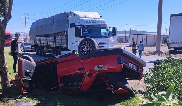 Kahramanmaraş’ta Takla Atan Otomobilde 2 Yaralı