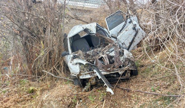 Kahramanmaraş’ta Otomobil Köprüden Düştü: Anne ve Oğlu Yaralandı