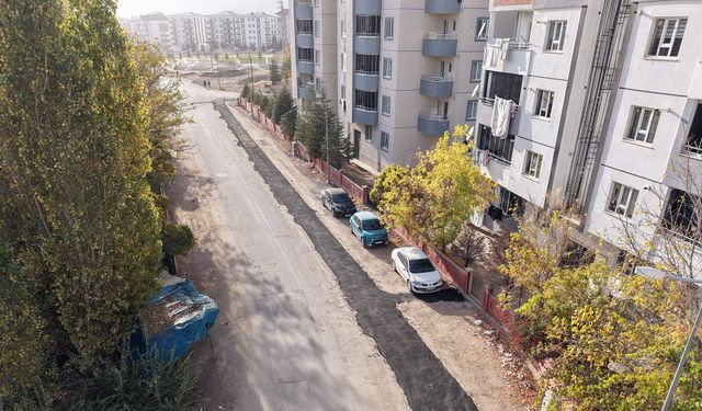Elbistan’da Altyapının Ardından Yollar da Bir Bir Onarılıyor