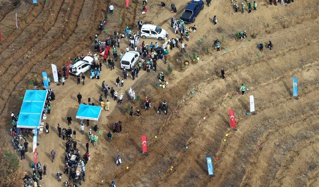 Onikişubat Belediyesi, Milli Ağaçlandırma Günü’nde 1500 Fidanla “Yeşil Vatan”ı Yeniden Yeşertti