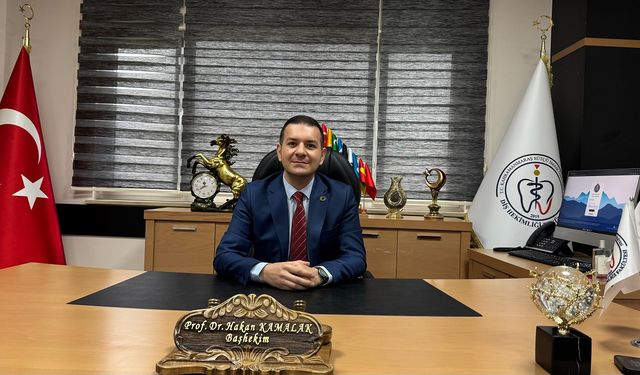 Prof. Dr. Hakan Kamalak’tan Yeni Yıl Mesajı: “Umutların Yeşerdiği, Bilim ve Dostlukların Güçlendiği Bir Yıl Olsun”