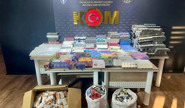 Kahramanmaraş’ta Kaçak Sigara ve Cep Telefonu Operasyonu