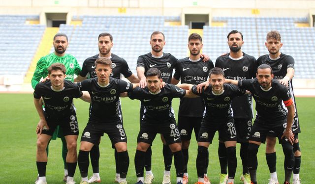 Akedaş İstiklalspor’dan Tarihi Galibiyet: Mersin’i 6-0 Yendiler