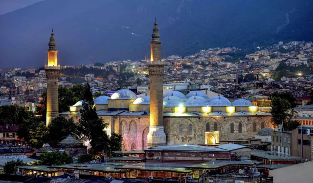 11 Ayın Sultanı Ramazan 19 Şubat'ta Başlıyor