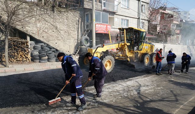 Kahramanmaraş’ta Yol Yenileme Çalışmaları Aralıksız Sürüyor