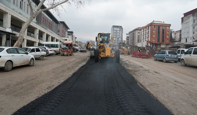 Hükümet Bulvarı’nda Altyapının Ardından Üstyapı Onarımına Geçildi