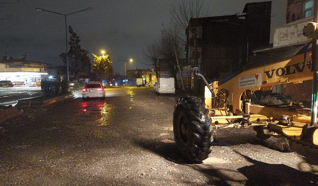Büyükşehir’den Gece Seferberliği