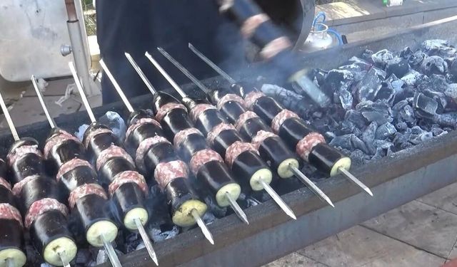 Kahramanmaraş’ta Ramazan Sofralarının Vazgeçilmezi: Patlıcan Kebabı